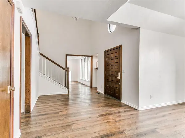 1601 Hazelhurst, Edmond, OK 73013