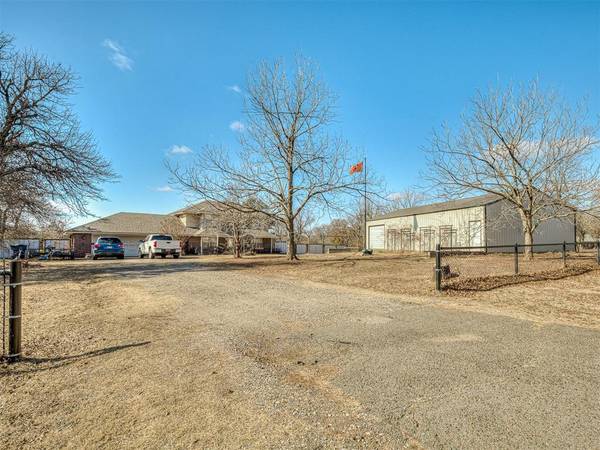 7901 Eagle Wood DR, Oklahoma City, OK 73150