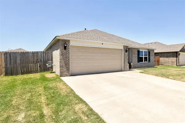 503 Fox Burrow LN, Newcastle, OK 73065