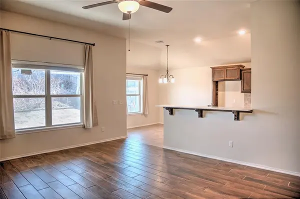 9604 Bexhill DR, Yukon, OK 73099