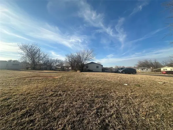 4813 S Shallow Brook DR, Oklahoma City, OK 73129