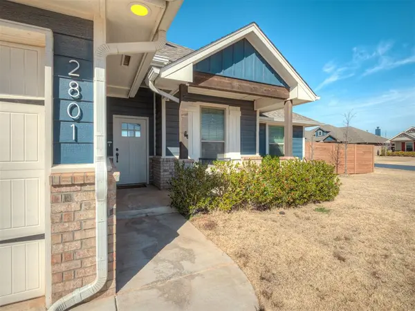 2801 Heather HVN, Moore, OK 73160