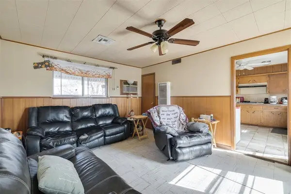 1820 Sandra DR, Midwest City, OK 73110