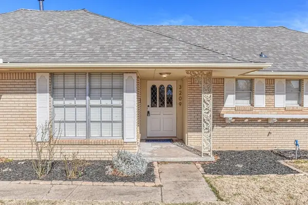 3209 NW 61st TER, Oklahoma City, OK 73112