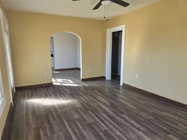 502 S 9 ST, Chickasha, OK 73018