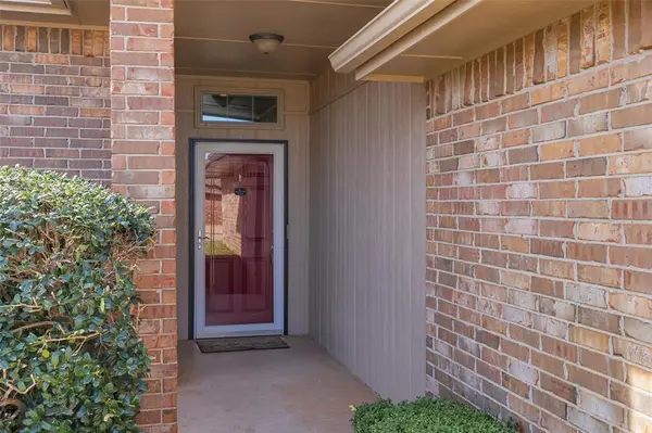 1312 Dawn AVE, Yukon, OK 73099