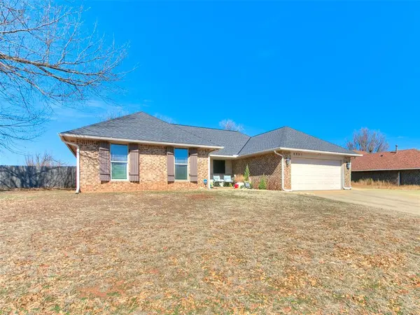 8001 Cinnamon Teal DR, Oklahoma City, OK 73132