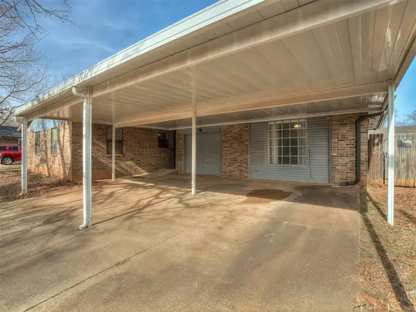 3421 E Noble DR, Edmond, OK 73034