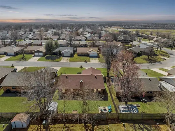 10445 Birkenhead RD, Yukon, OK 73099