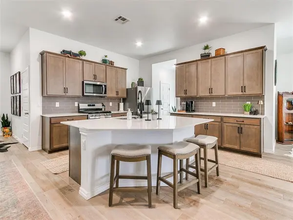 9021 NW 149th TER, Yukon, OK 73099