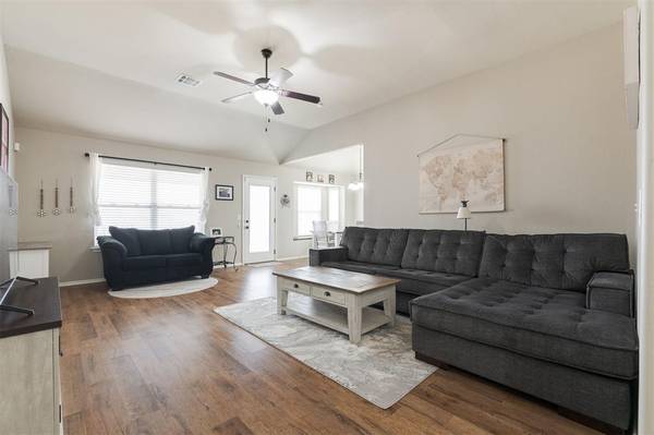 18212 Scarborough DR, Edmond, OK 73012