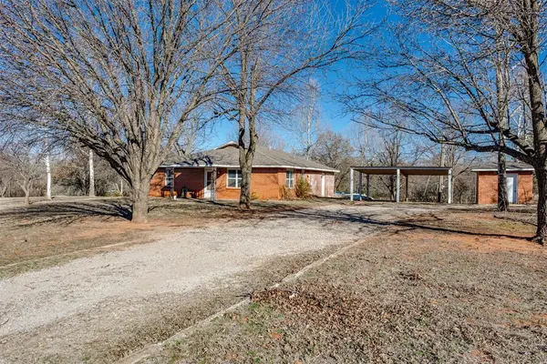 8001 Bethel RD, Norman, OK 73026