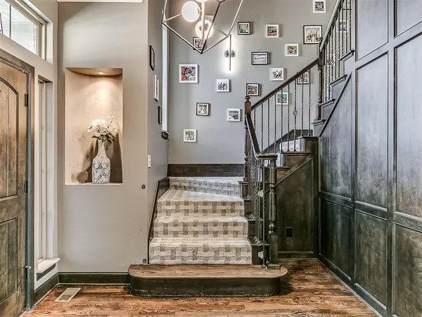 632 Belmar DR, Edmond, OK 73025