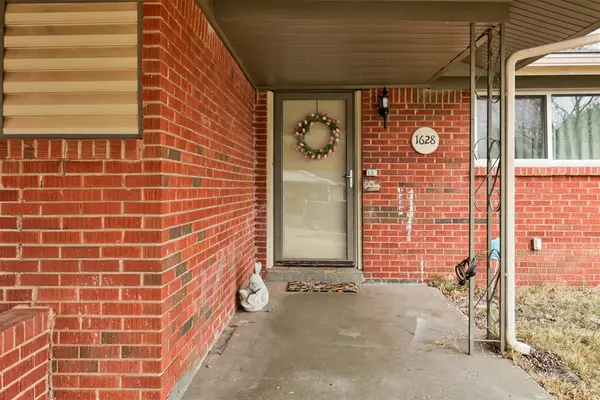 1628 Serenade DR, Midwest City, OK 73130