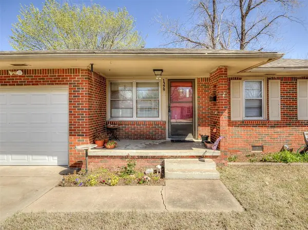 1325 Regent ST, Norman, OK 73069