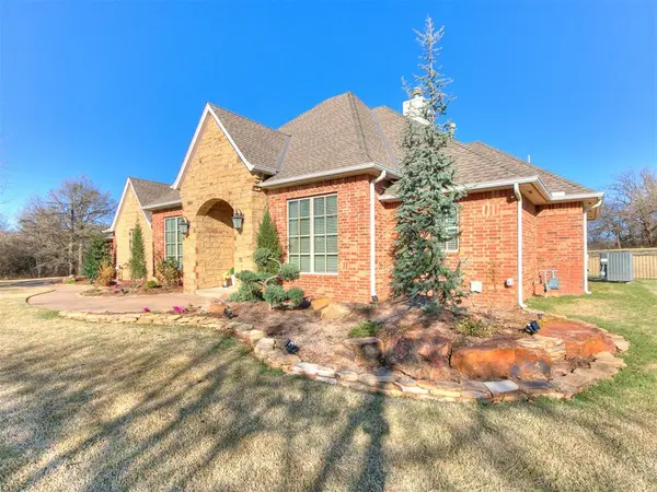 10216 Chitwood Farms RD, Jones, OK 73049