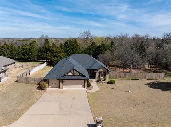 12454 Hidden Run RD, Guthrie, OK 73044
