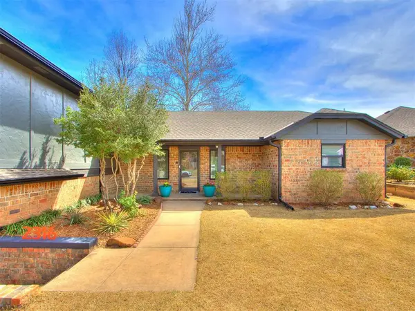 2316 Dover DR, Edmond, OK 73034