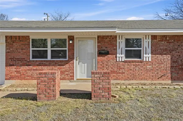 1217 Charleston CT, Norman, OK 73071
