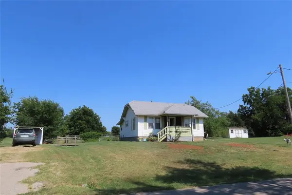 624 S Hazel ST, Guthrie, OK 73044