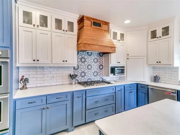 8824 NW 116th ST, Oklahoma City, OK 73162
