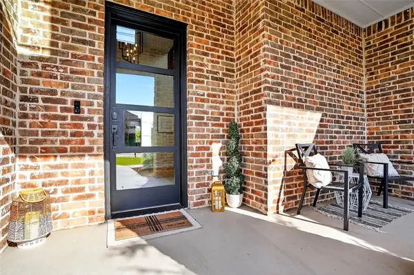 5024 Yale Bridge CT, Edmond, OK 73034