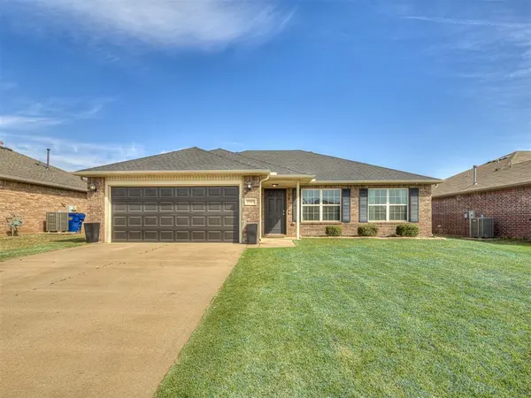 1905 W Autumn WAY, Mustang, OK 73064