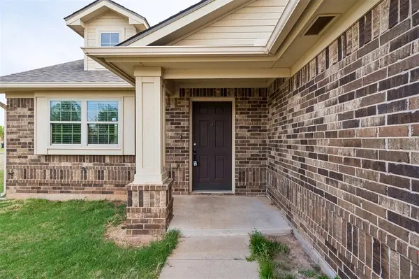 18504 Abierto DR, Edmond, OK 73012