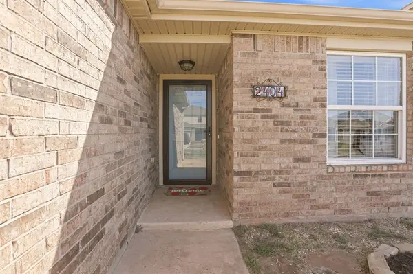 2404 NW 194th ST, Edmond, OK 73012