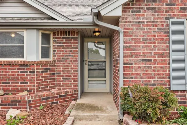 8416 Breezewood DR, Oklahoma City, OK 73135
