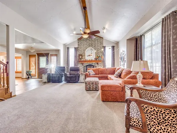 1400 E Main ST, Moore, OK 73160