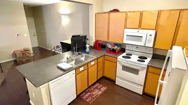 2200 Classen BLVD #6112, Norman, OK 73071