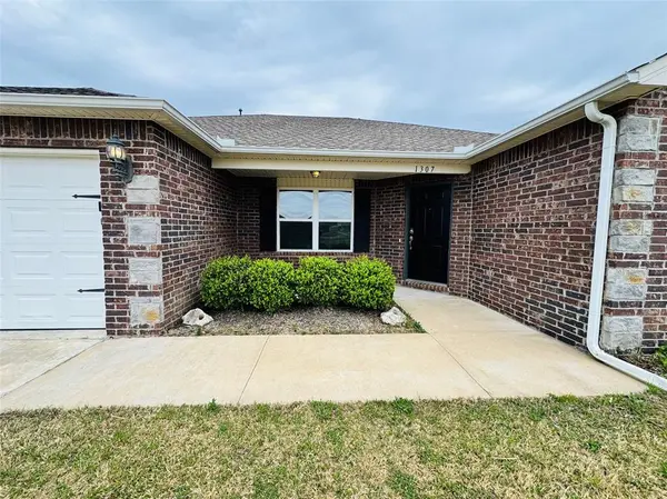 1307 W Missouri AVE, Claremore, OK 74019