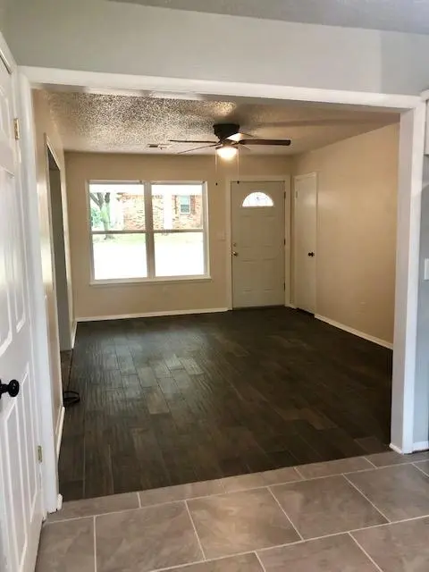 905 Sandy LN, Choctaw, OK 73020