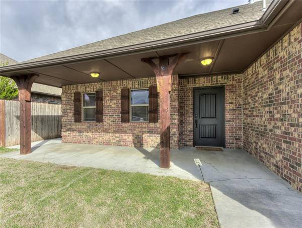 20647 Frontier AVE, Harrah, OK 73045