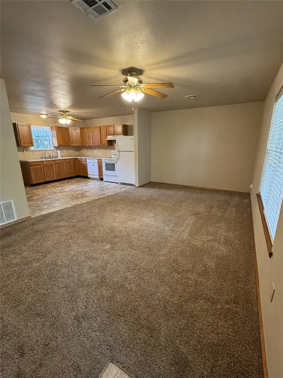 818 N Cleason AVE, Davenport, OK 74026