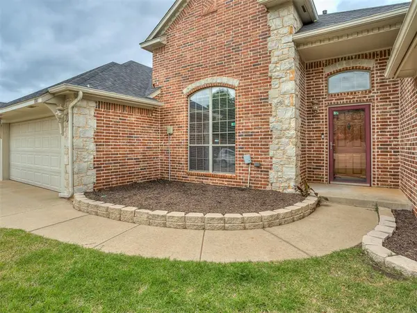 8841 NW 121st ST, Oklahoma City, OK 73162