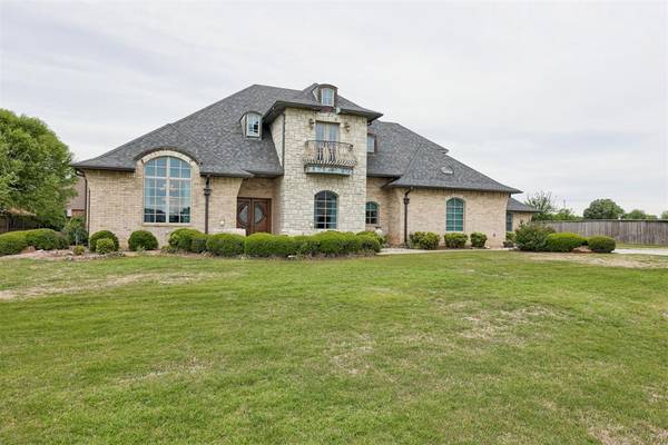 320 Lysbeth CT, Goldsby, OK 73093