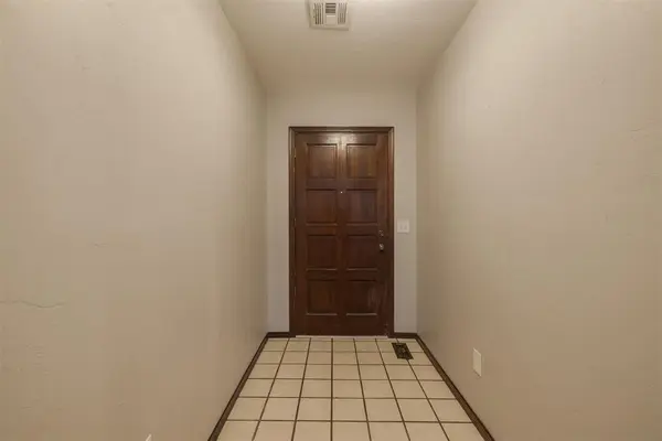 7400 Walnut Creek DR, Oklahoma City, OK 73142