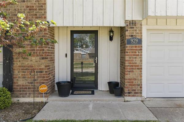 929 NW Cheyenne ST, Ardmore, OK 73401