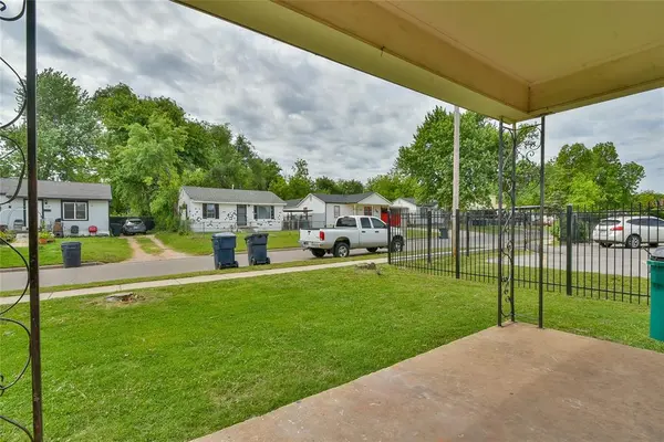 3725 SW 25th ST, Oklahoma City, OK 73108