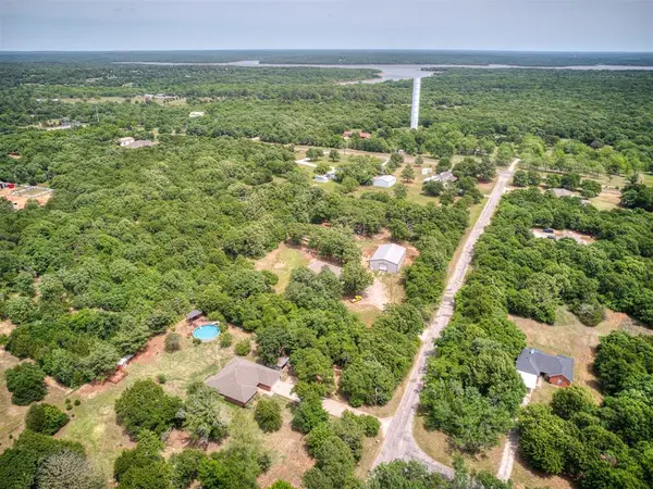11725 Hilltop DR, Norman, OK 73026