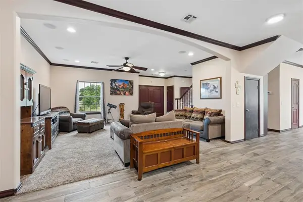 220 Bobby Mankin DR, Choctaw, OK 73020