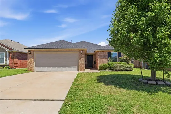 1860 Sussex ST, Newcastle, OK 73065