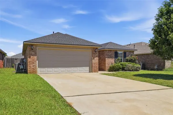 1860 Sussex ST, Newcastle, OK 73065