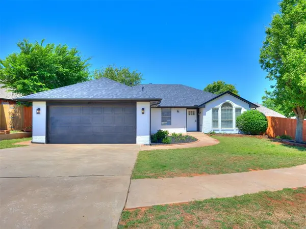 18213 Bur Oak DR, Edmond, OK 73012