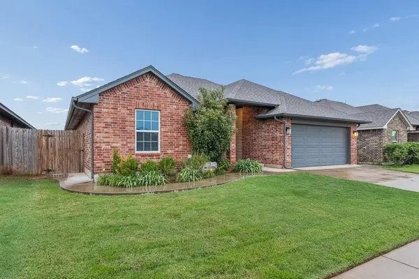 9409 NW 87th PL, Yukon, OK 73099