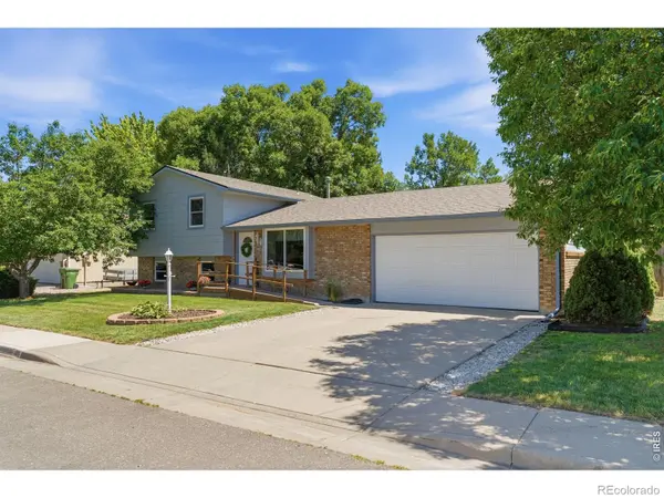 1040 White Elm DR, Loveland, CO 80538