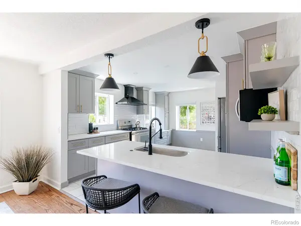 3026 W 39th AVE, Denver, CO 80211