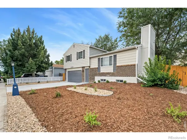 2433 Sunset DR, Longmont, CO 80501